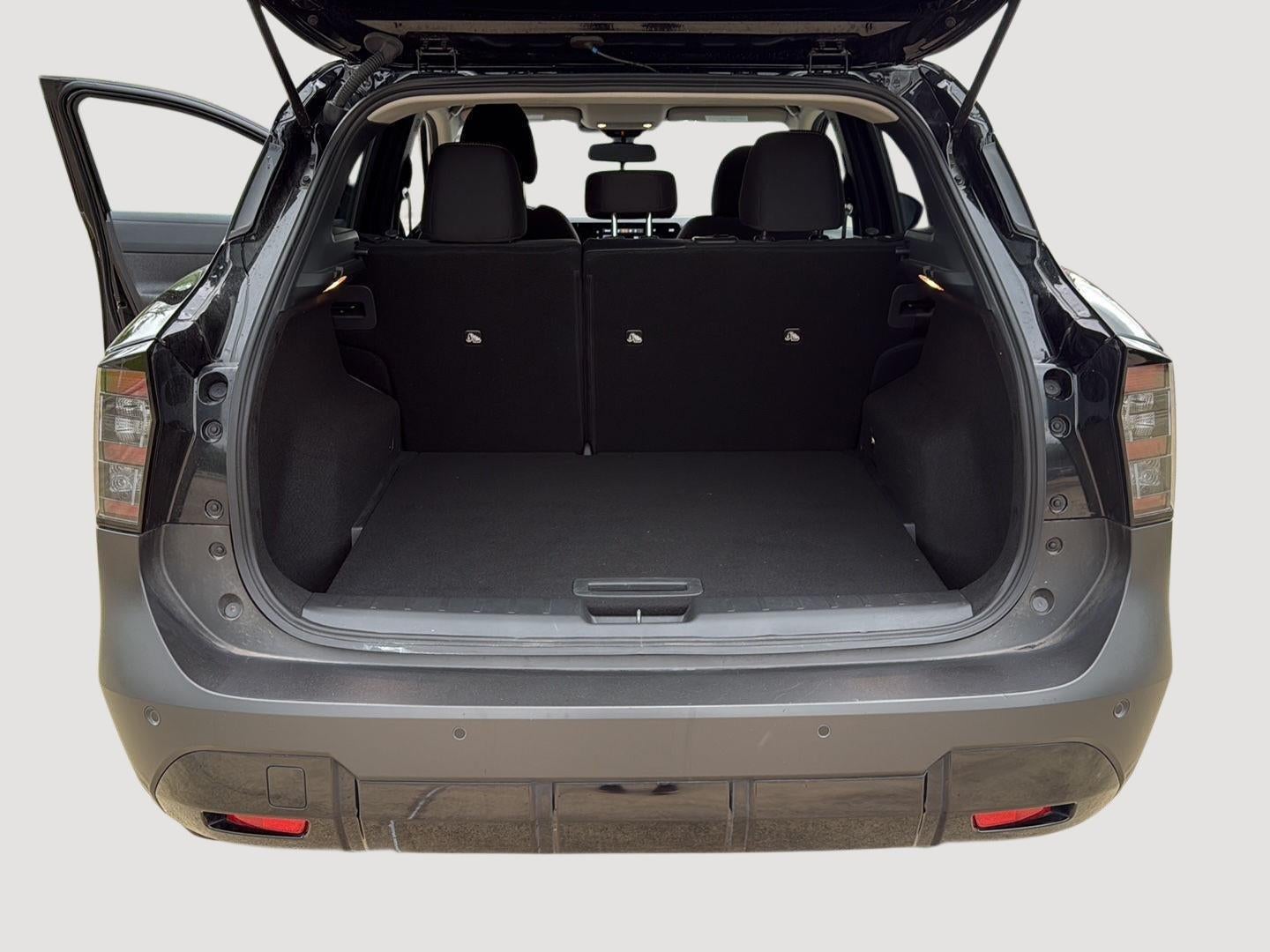 2025 Nissan KICKS Base