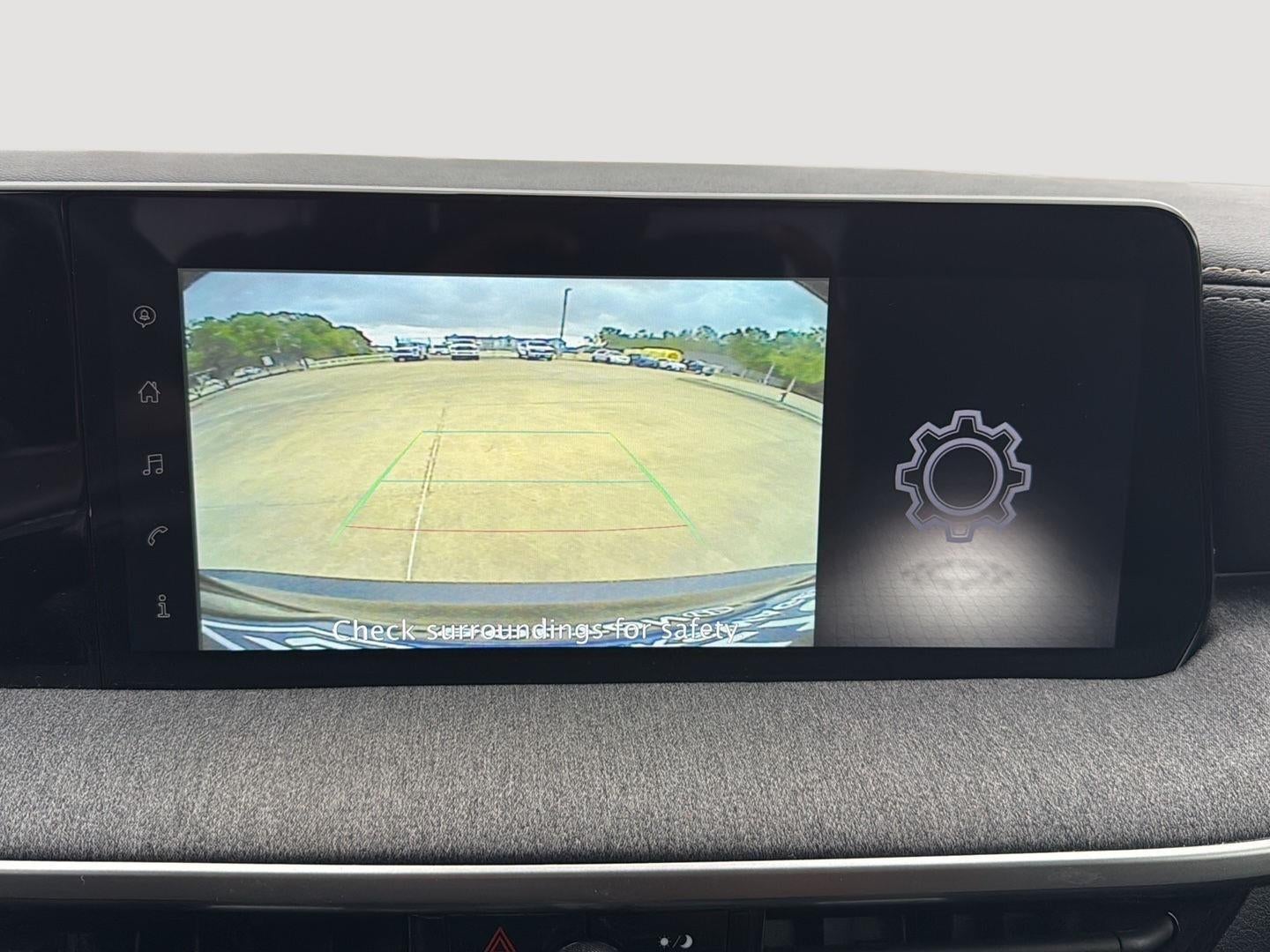 2025 Nissan KICKS Base