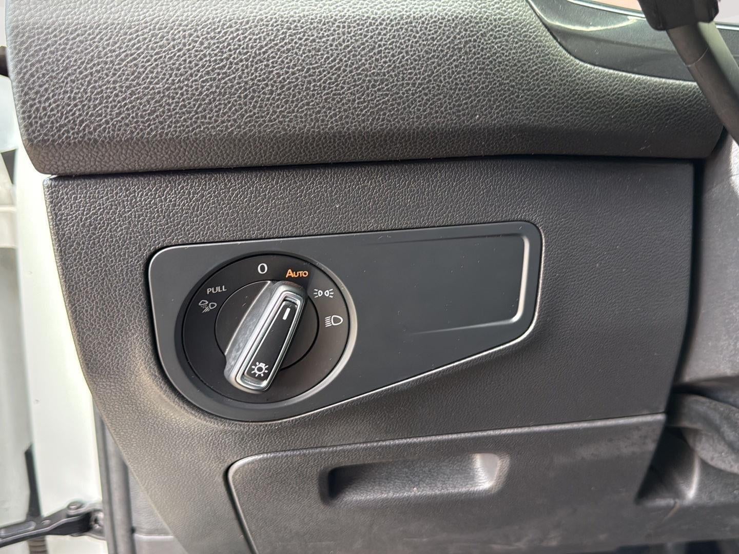 2022 Volkswagen Tiguan SEL R-Line