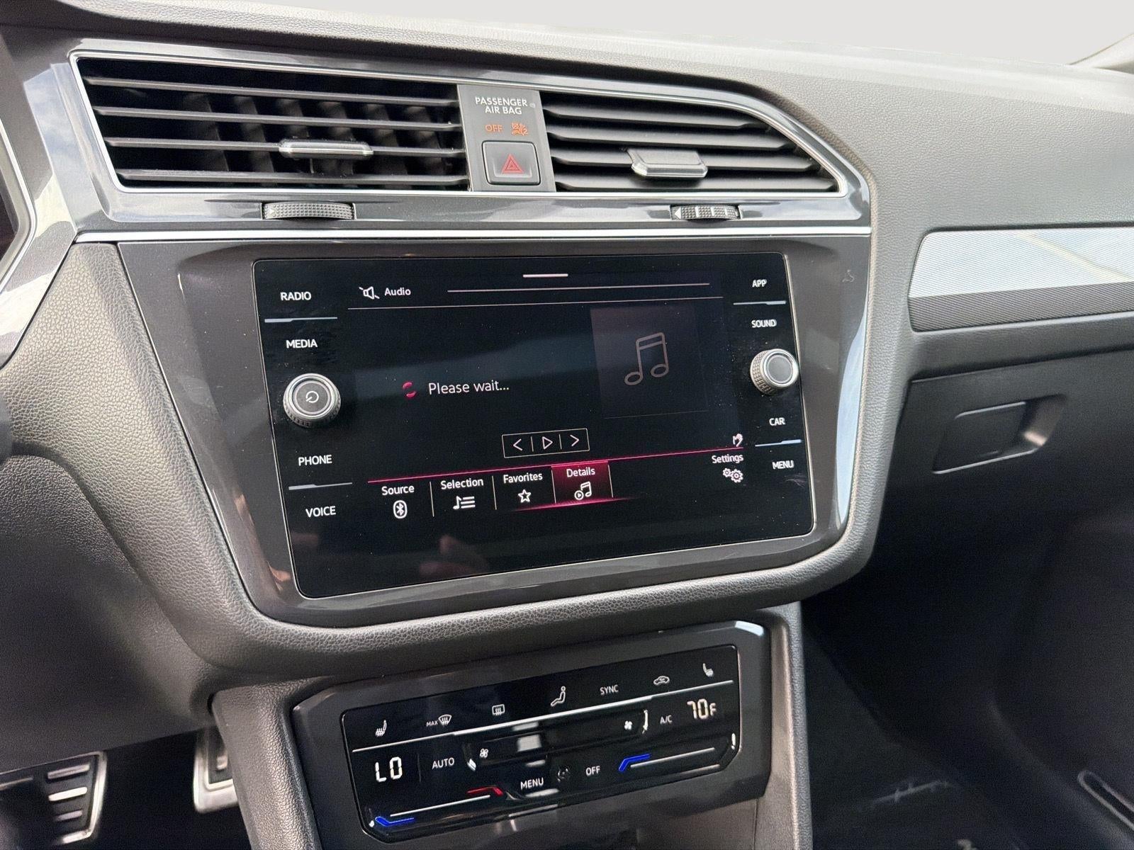 2024 Volkswagen Tiguan SE R-Line Black