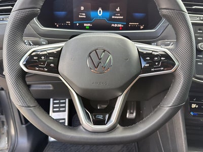2022 Volkswagen Tiguan SE R-Line Black