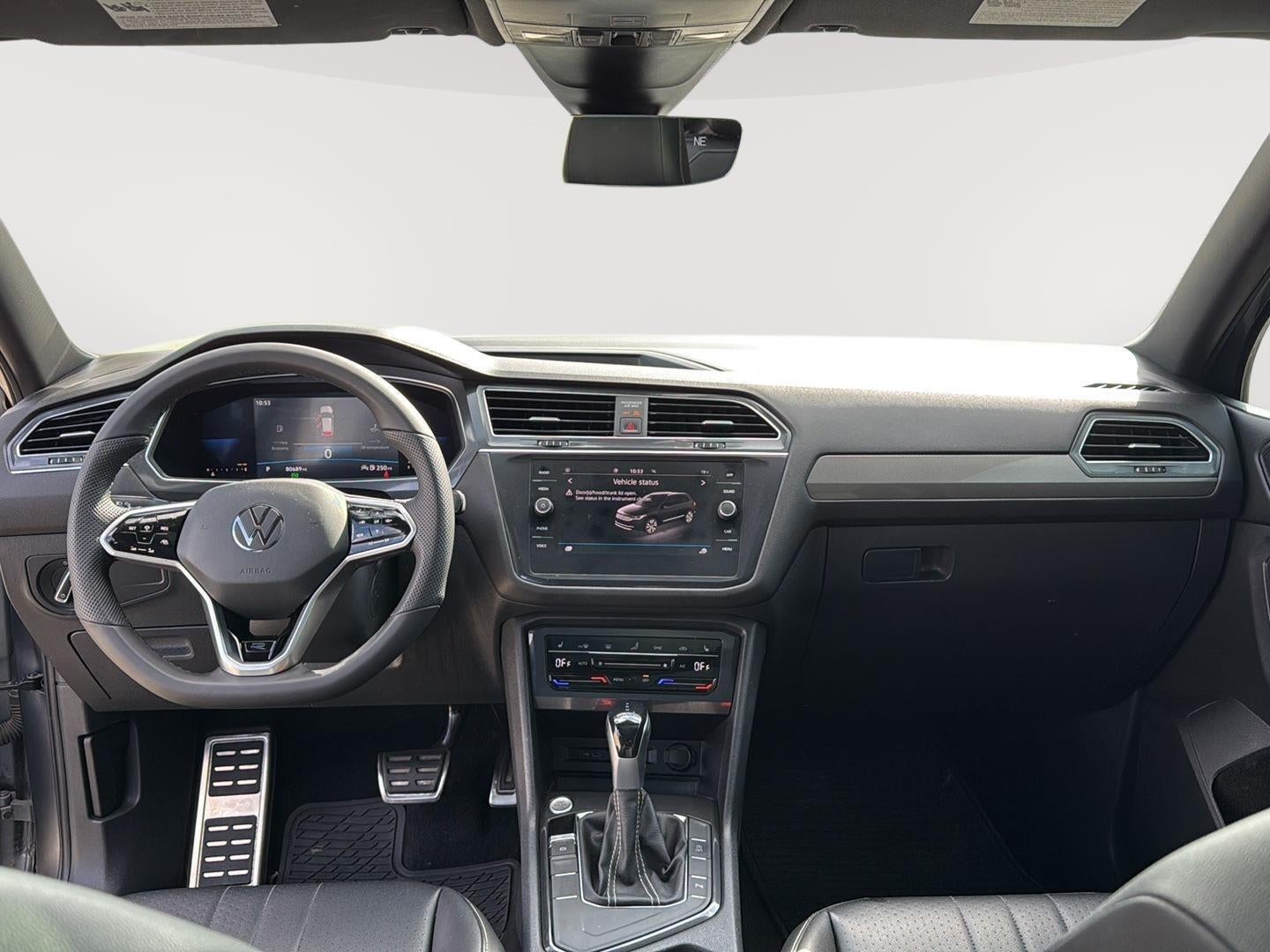 2022 Volkswagen Tiguan SE R-Line Black
