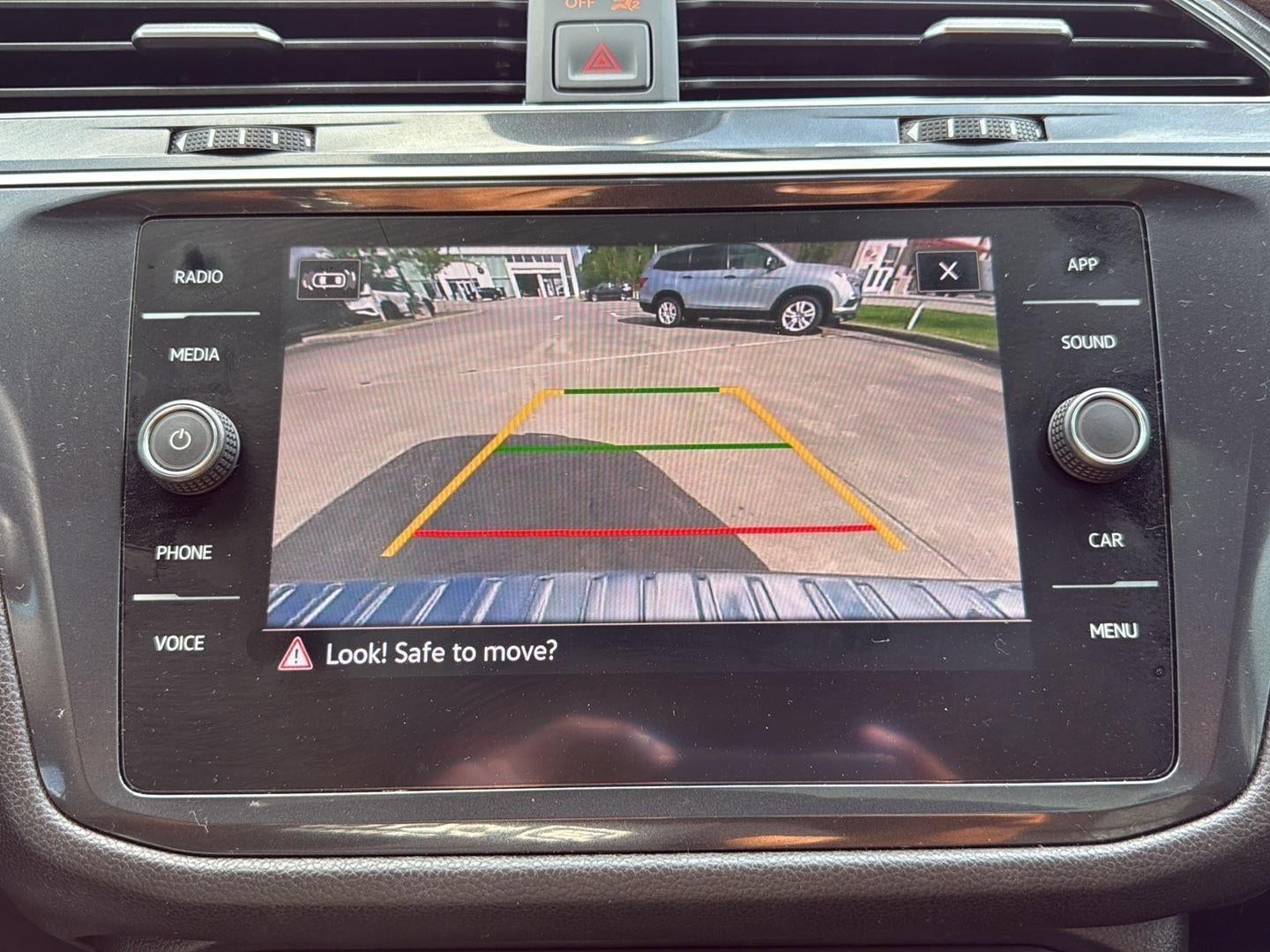 2022 Volkswagen Tiguan SE R-Line Black