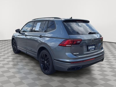 2022 Volkswagen Tiguan SE R-Line Black