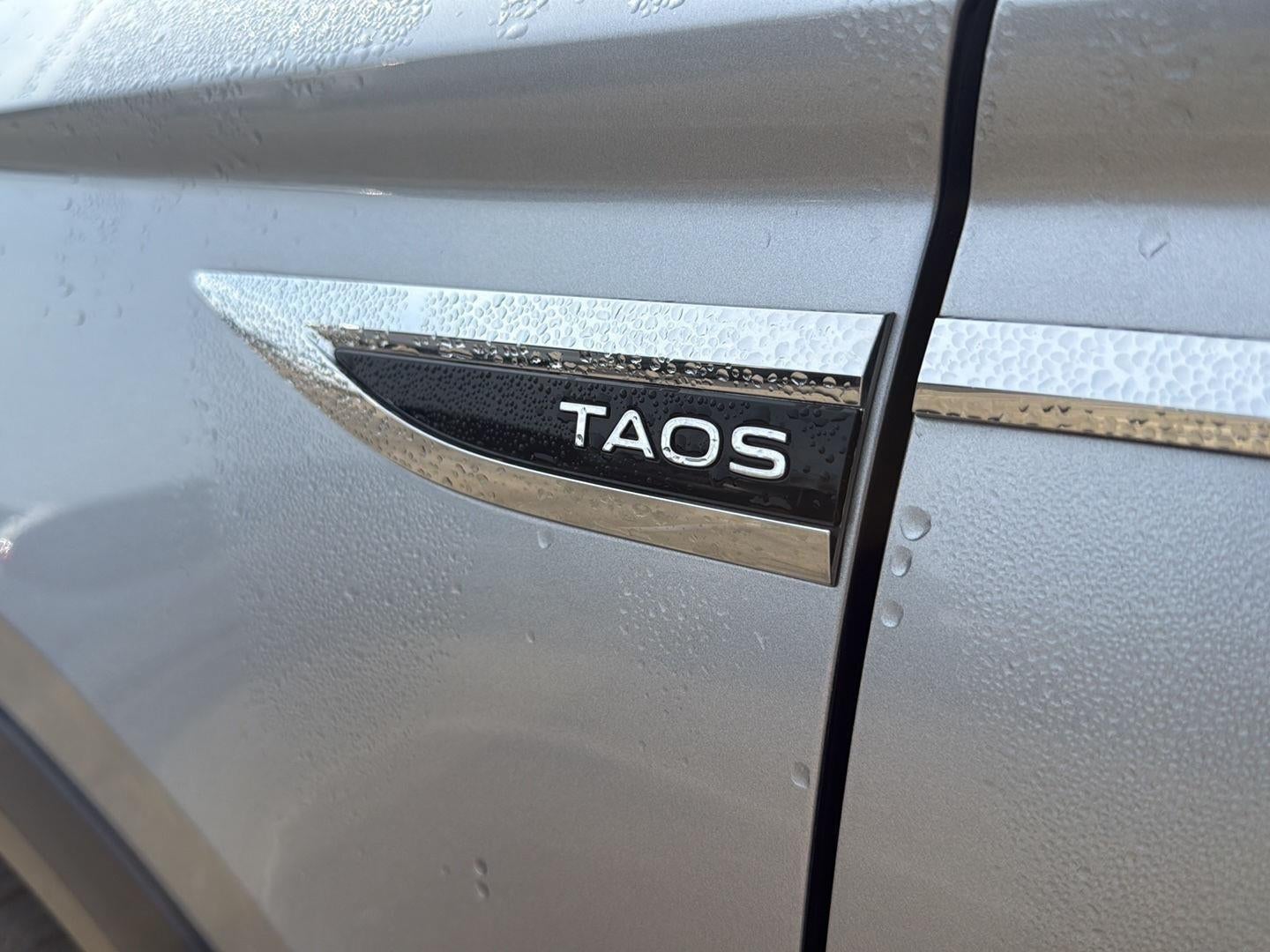 2023 Volkswagen TAOS Base