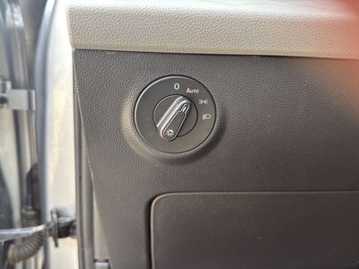 2023 Volkswagen TAOS Base