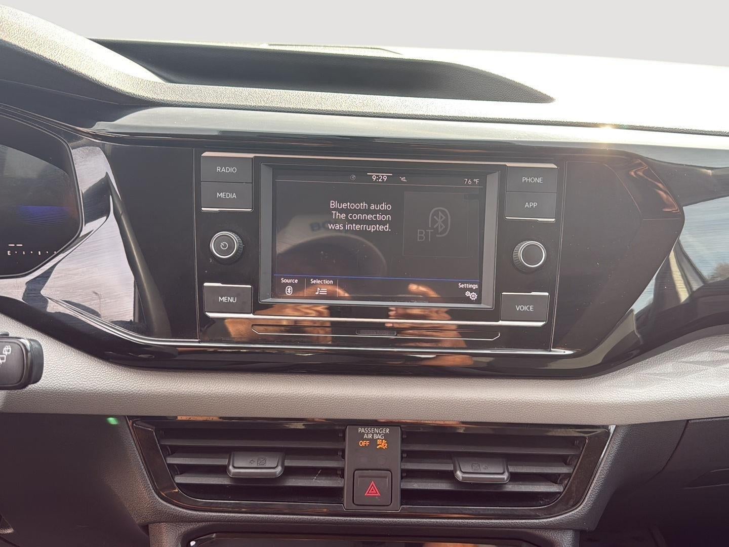 2023 Volkswagen TAOS Base