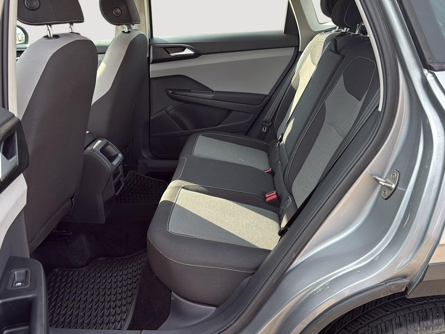 2023 Volkswagen TAOS Base