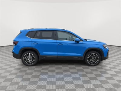 2025 Volkswagen Taos SE