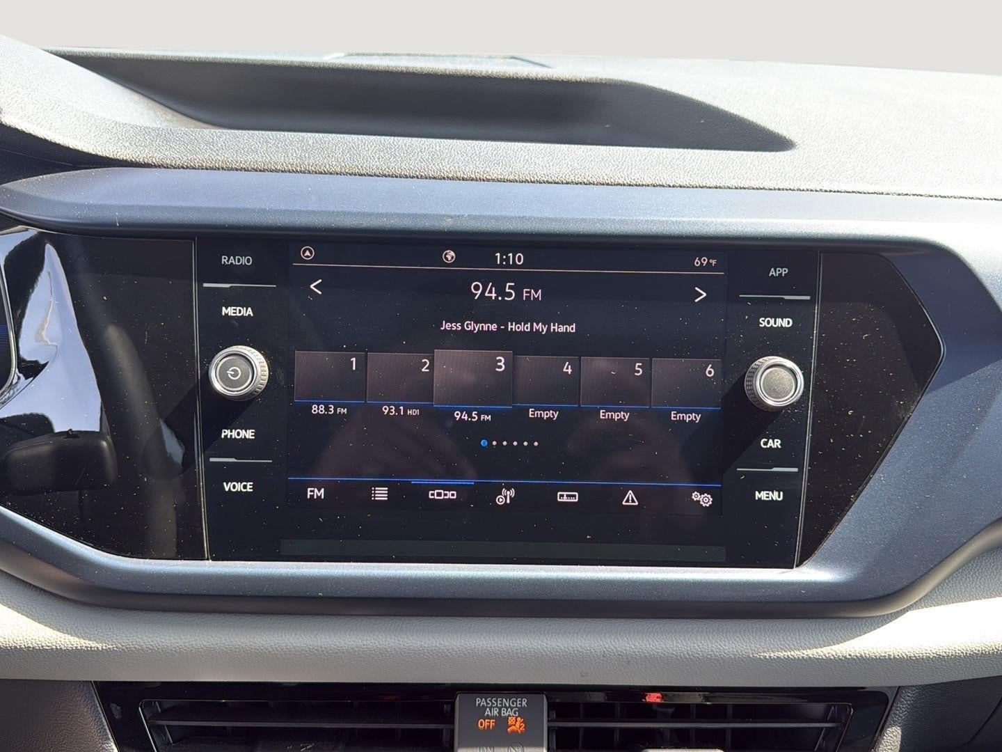 2023 Volkswagen Taos SE