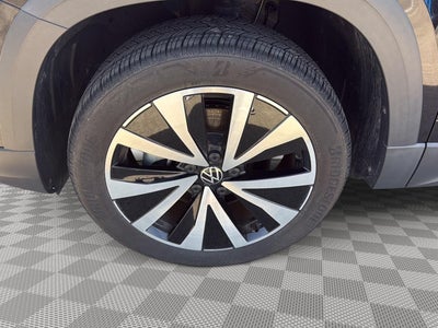 2023 Volkswagen Taos SE