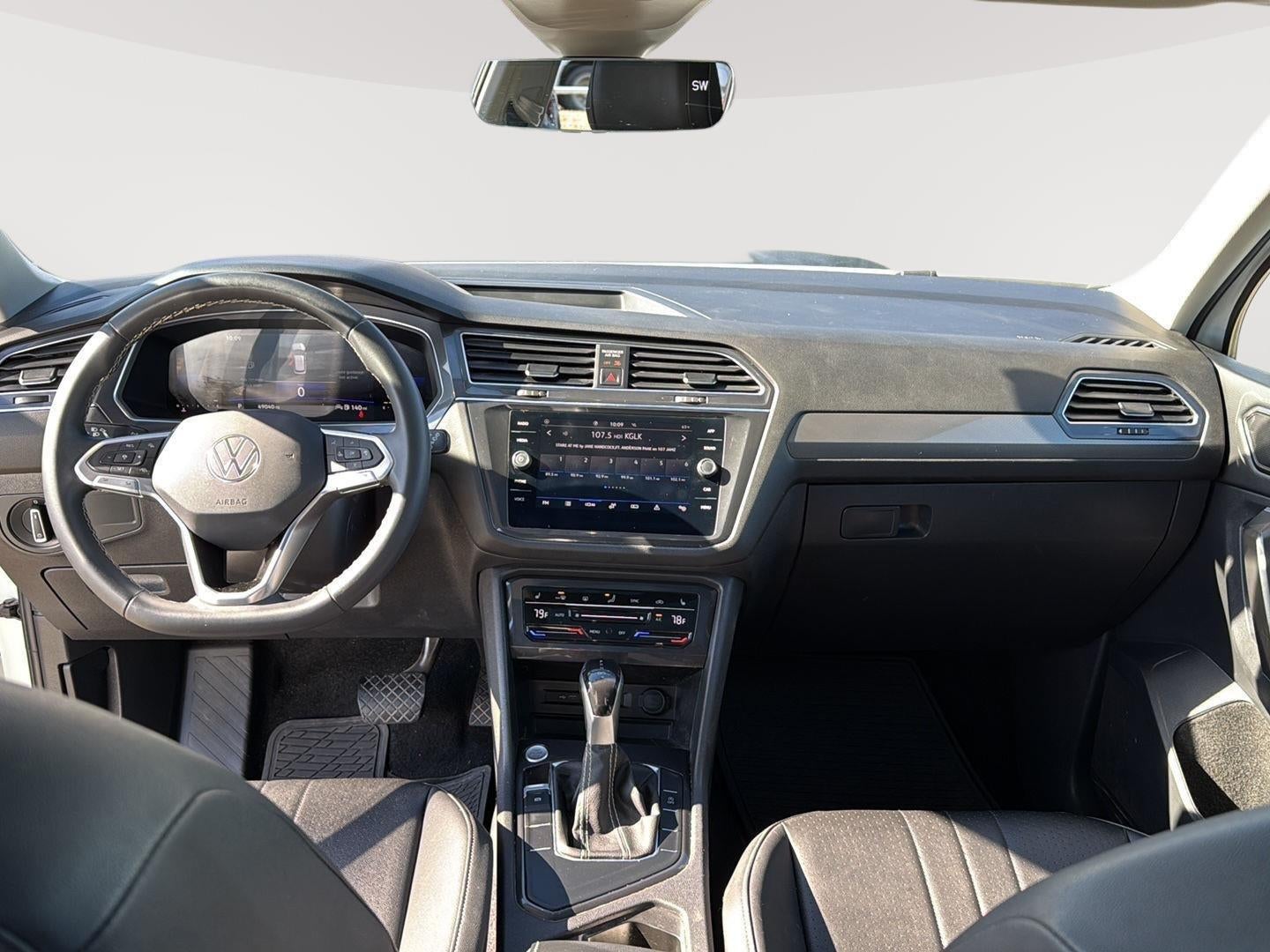 2023 Volkswagen Tiguan SE