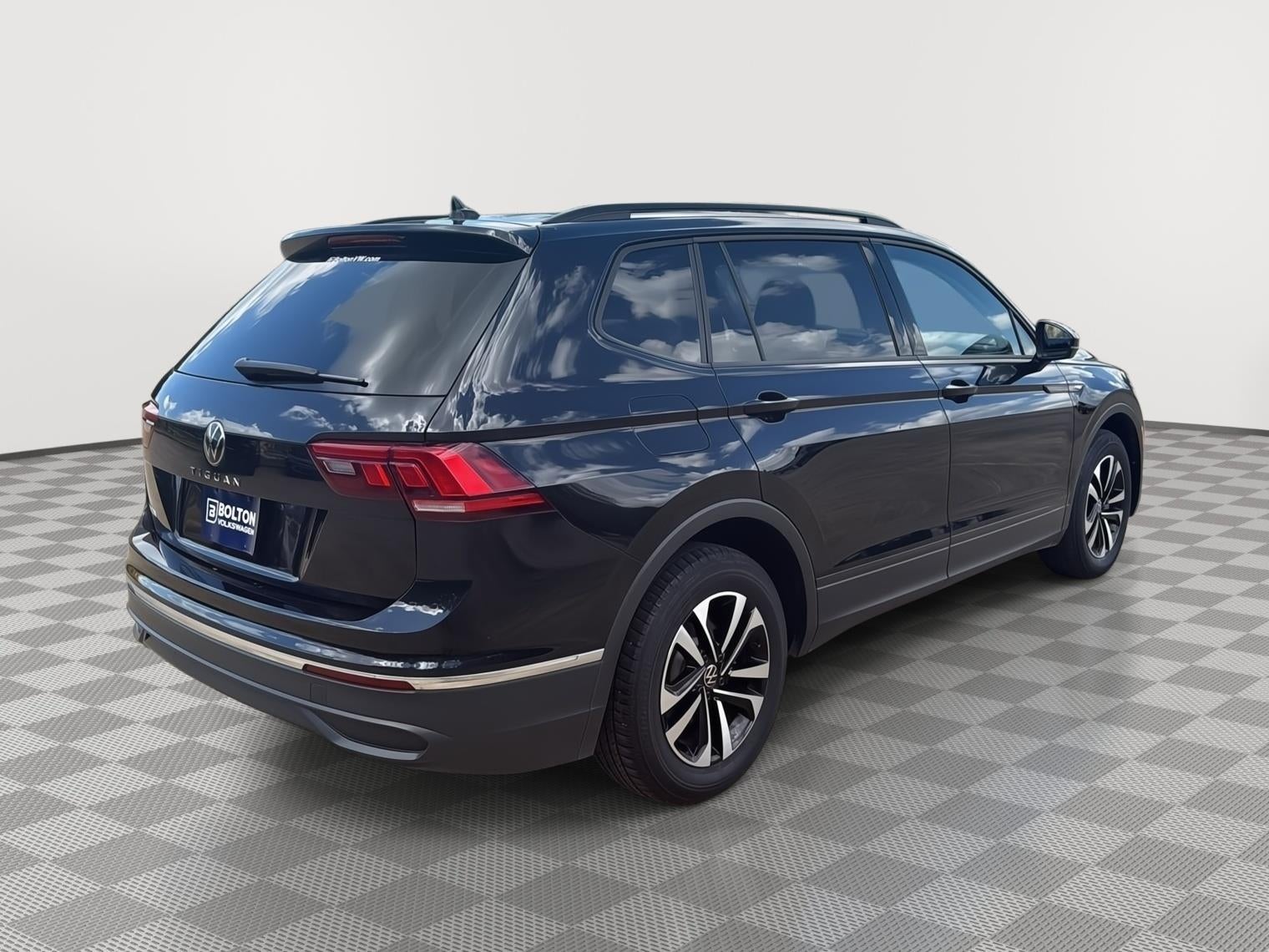2024 Volkswagen Tiguan S