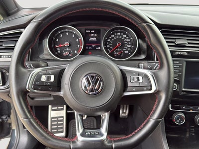 2017 Volkswagen Golf GTI Sport