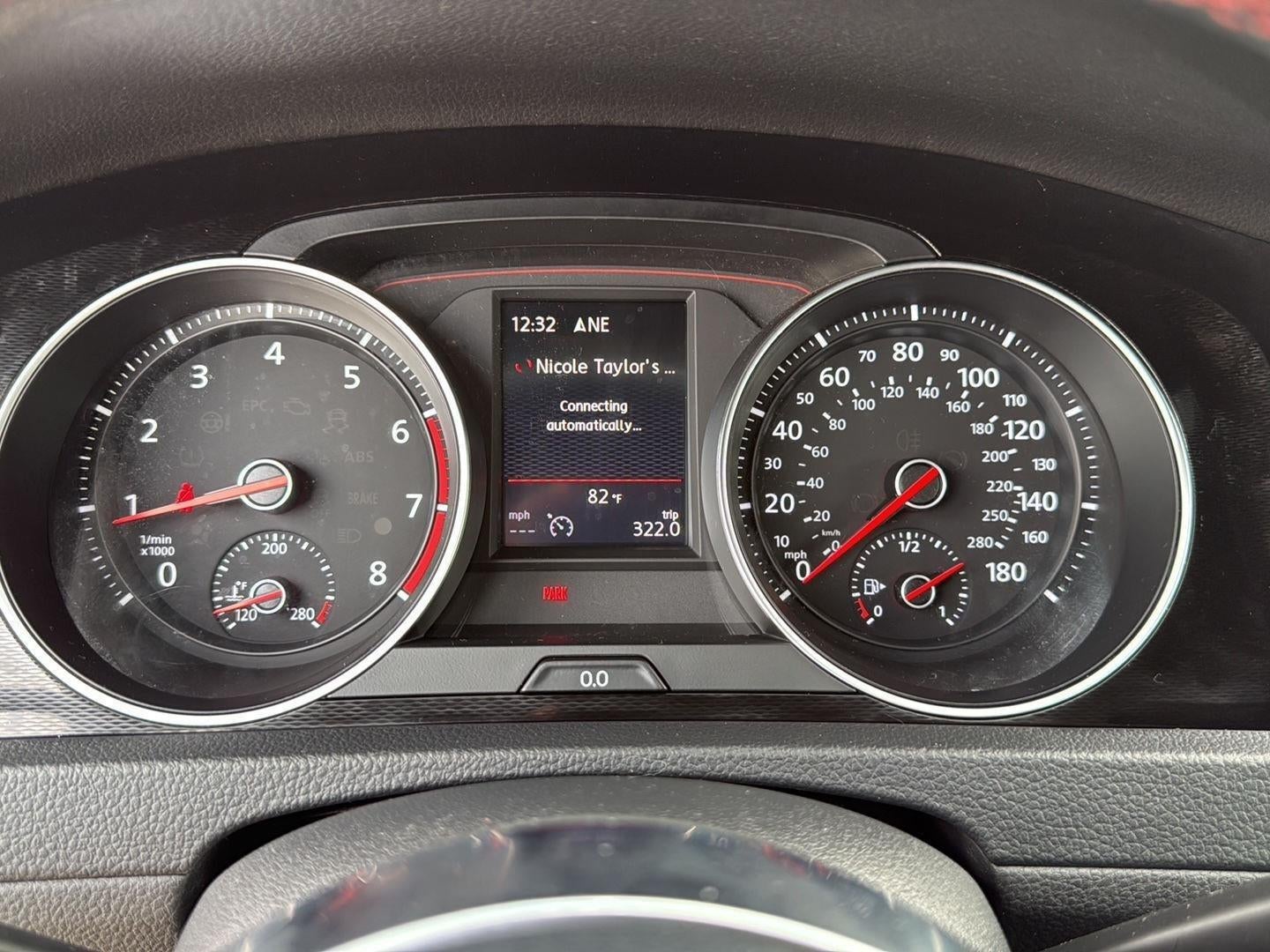 2017 Volkswagen Golf GTI Sport