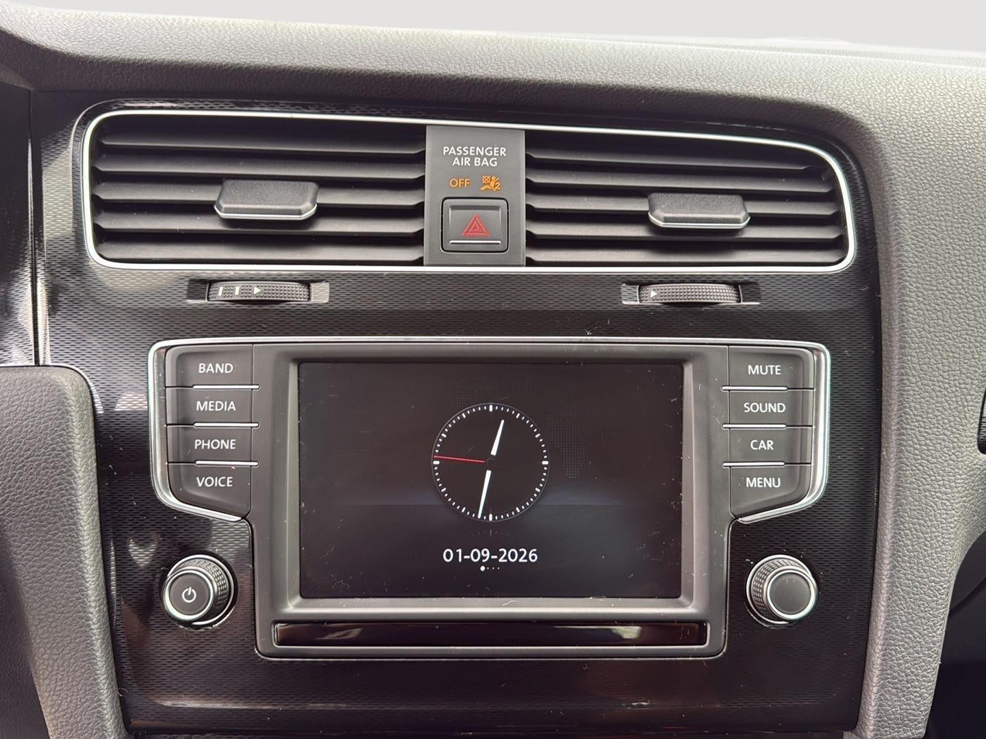 2017 Volkswagen Golf GTI Sport