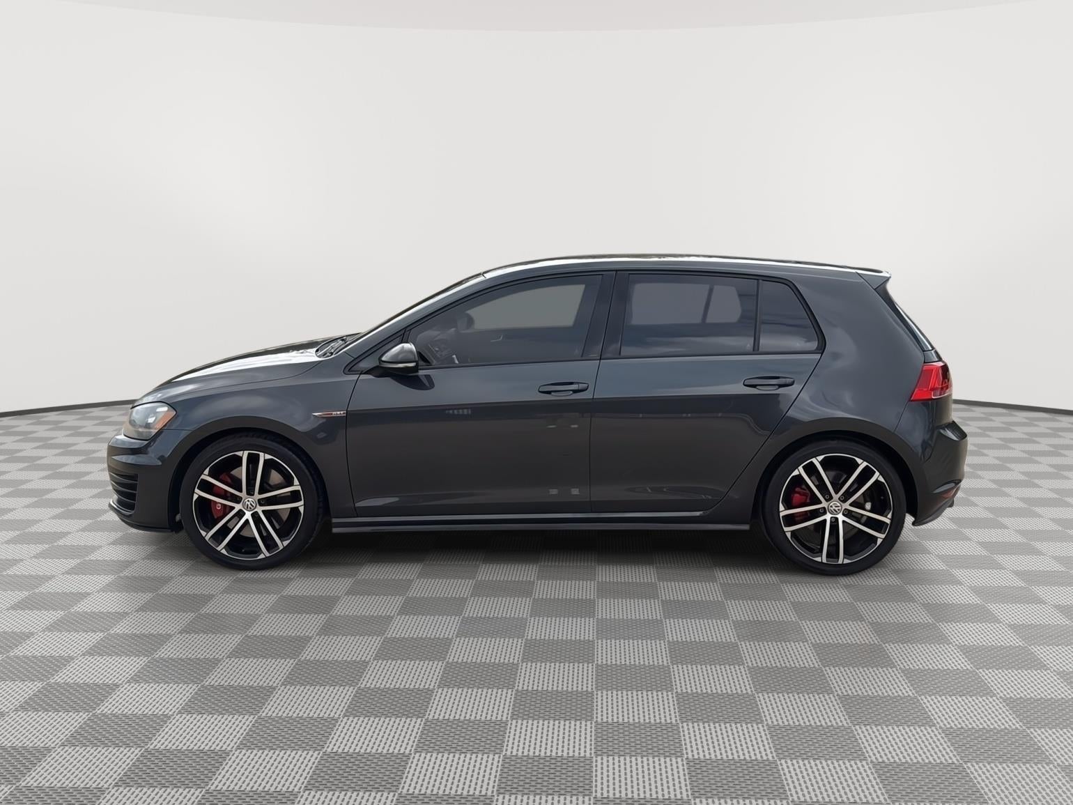 2017 Volkswagen Golf GTI Sport