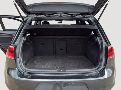 2017 Volkswagen Golf GTI Sport