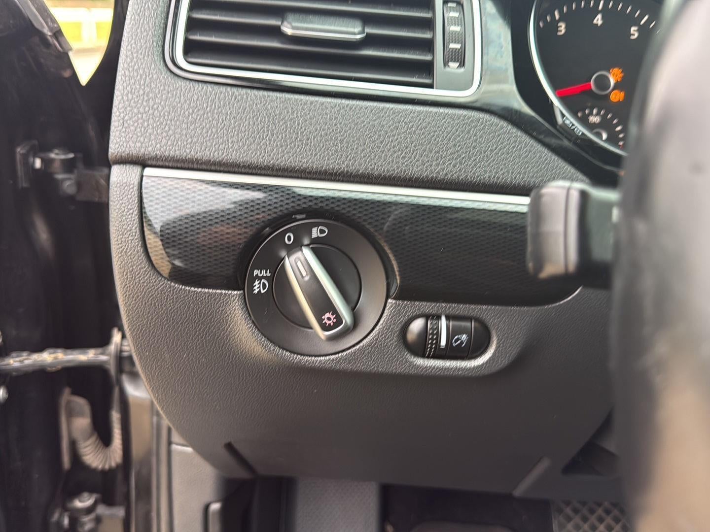 2018 Volkswagen Jetta 1.8T SE Sport