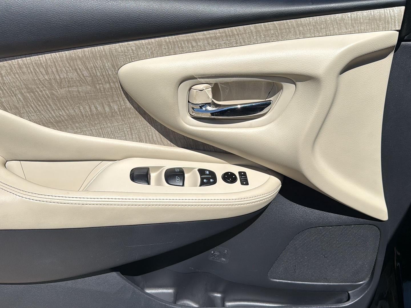 2022 Nissan Murano SV