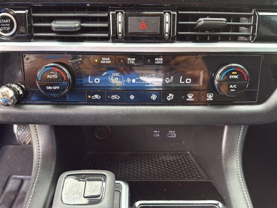 2022 Nissan Pathfinder S
