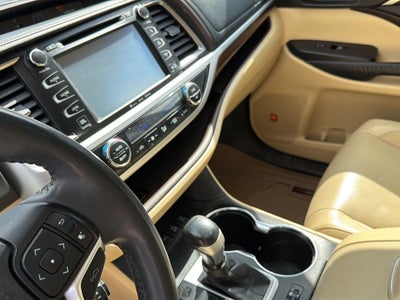 2016 Toyota Highlander Limited