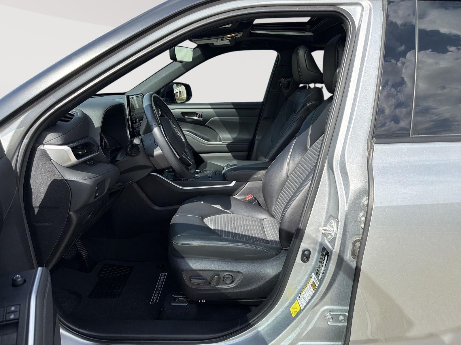 2022 Toyota Highlander XSE