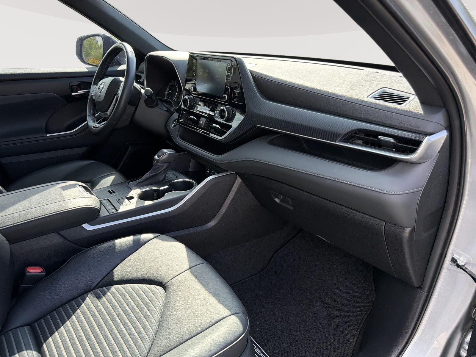 2022 Toyota Highlander XSE