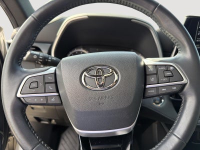 2022 Toyota Highlander XSE