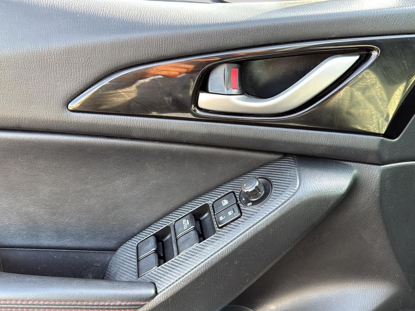 2016 Mazda Mazda3 i Grand Touring