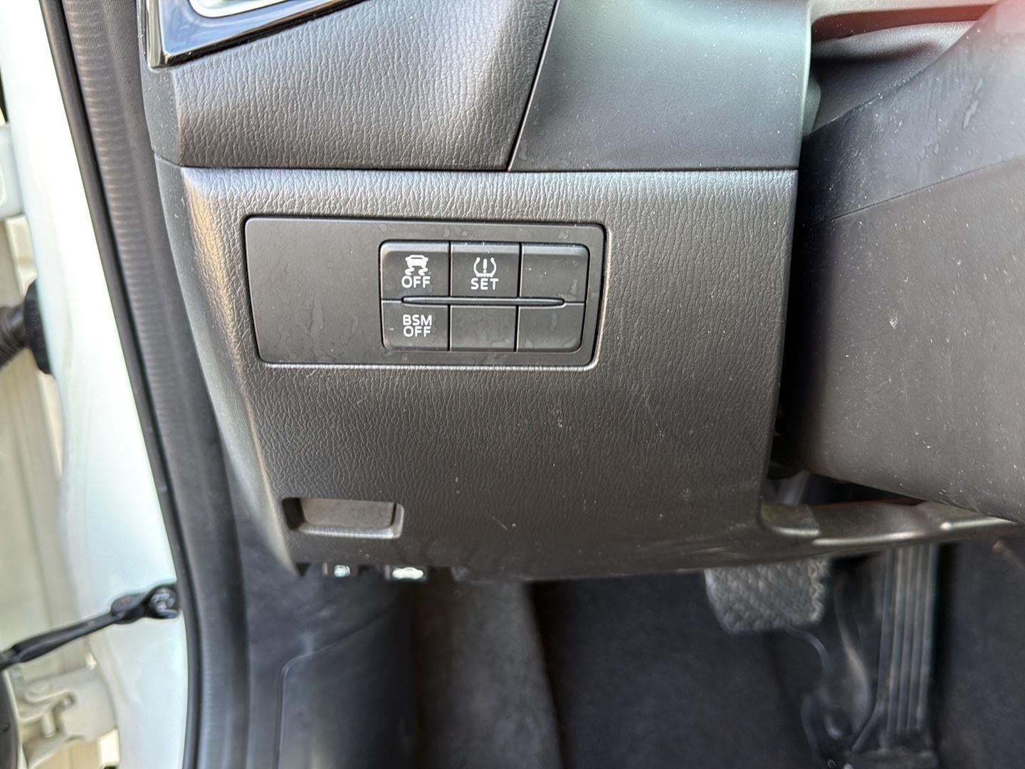 2016 Mazda Mazda3 i Grand Touring