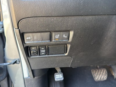 2017 INFINITI QX80 2WD