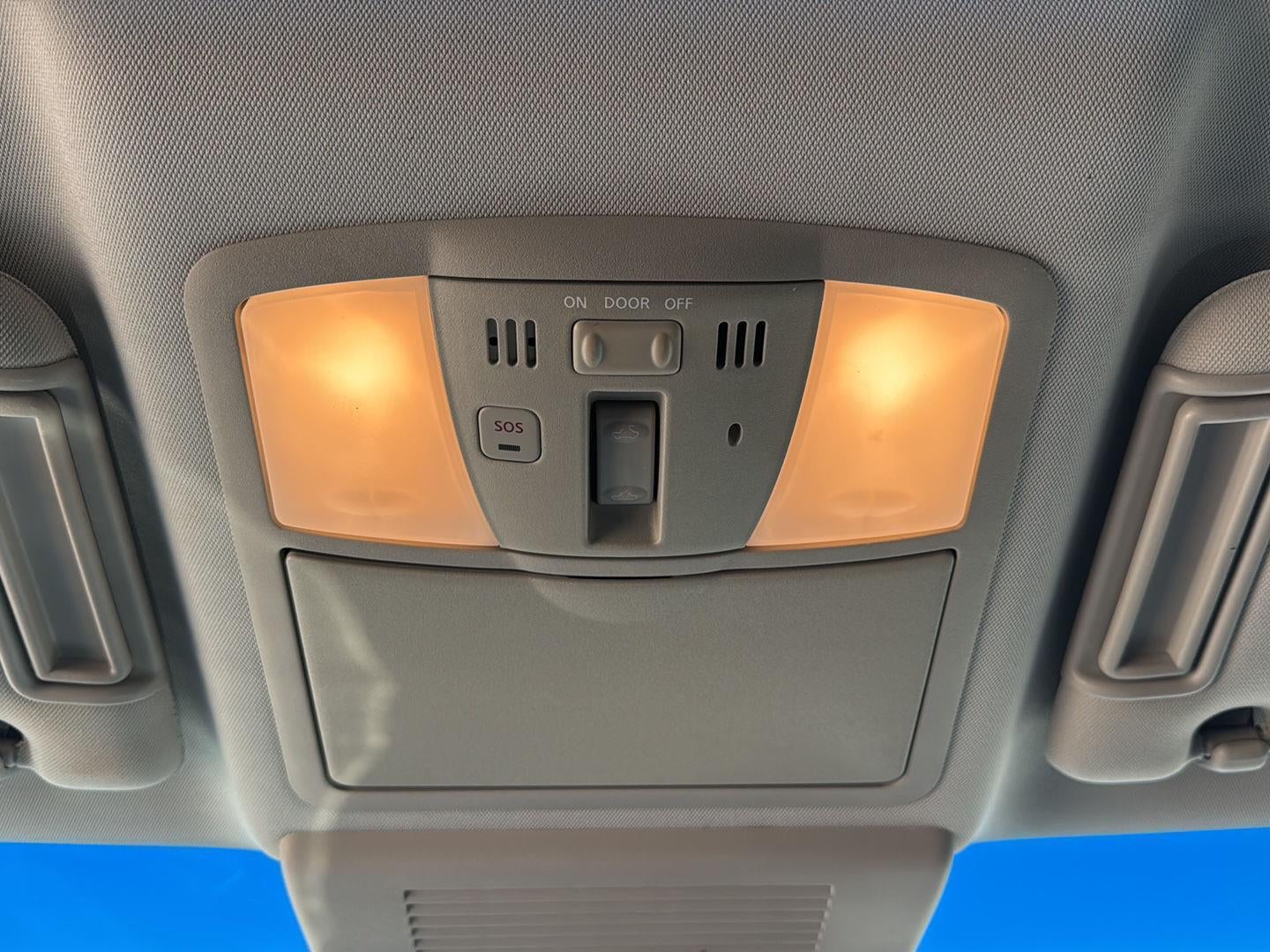 2017 INFINITI QX80 2WD