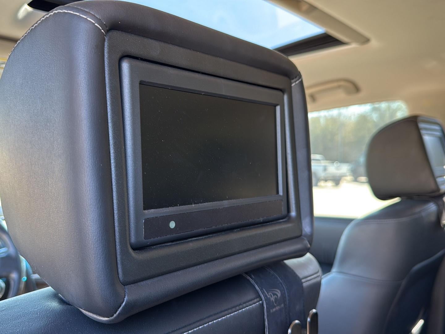 2017 INFINITI QX80 2WD