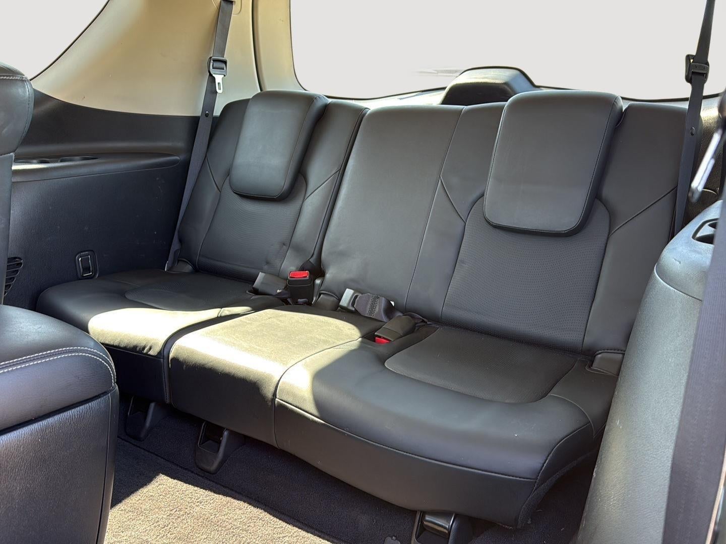 2017 INFINITI QX80 2WD