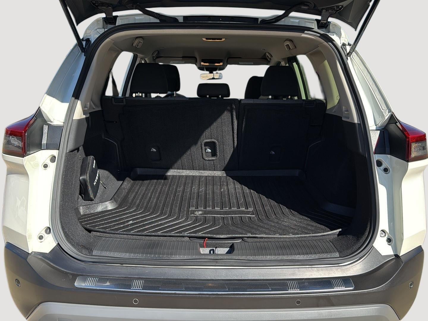 2023 Nissan ROGUE Base