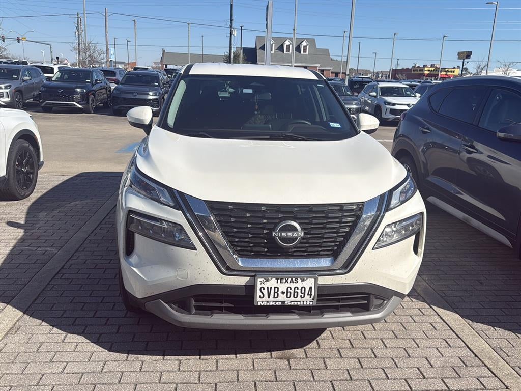 2023 Nissan ROGUE Base