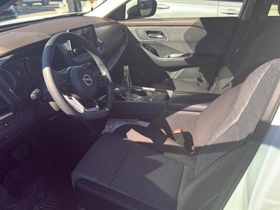 2023 Nissan ROGUE Base