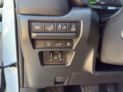 2024 Toyota Land Cruiser 4WD (Natl)