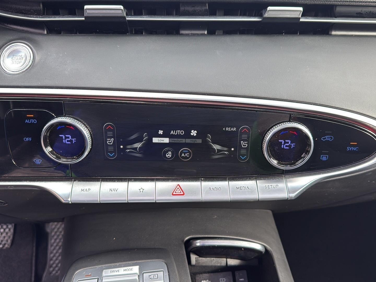 2023 Genesis GV70 2.5T