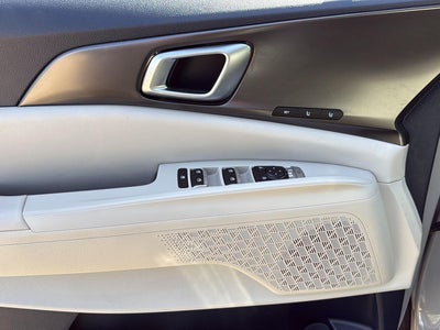 2025 Kia Carnival SX