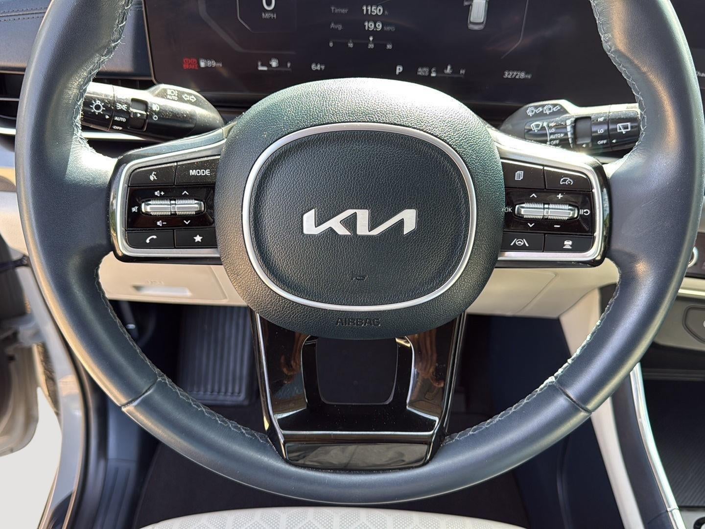 2025 Kia Carnival SX