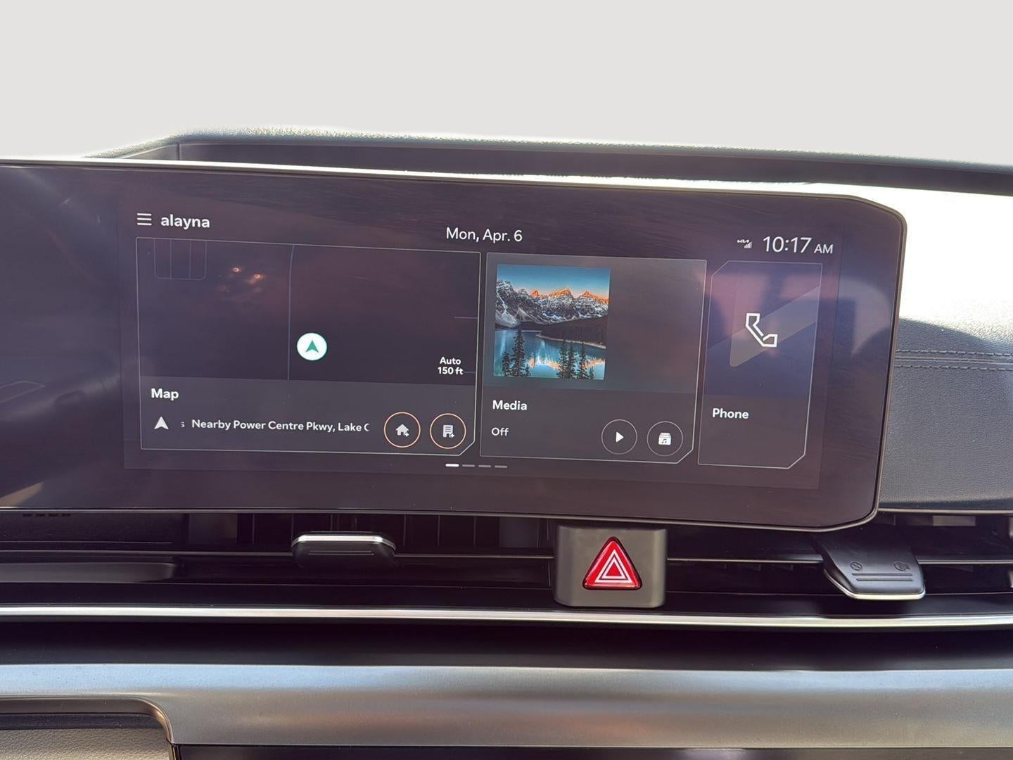 2025 Kia Carnival SX