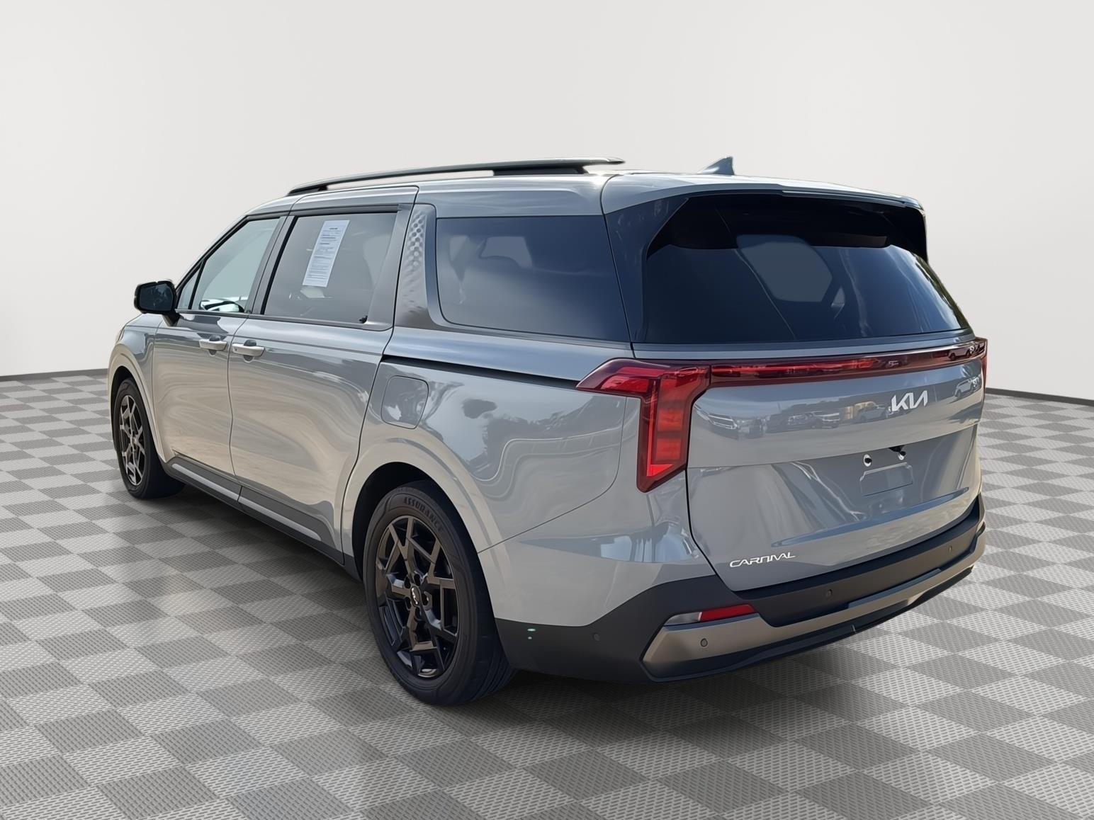 2025 Kia Carnival SX