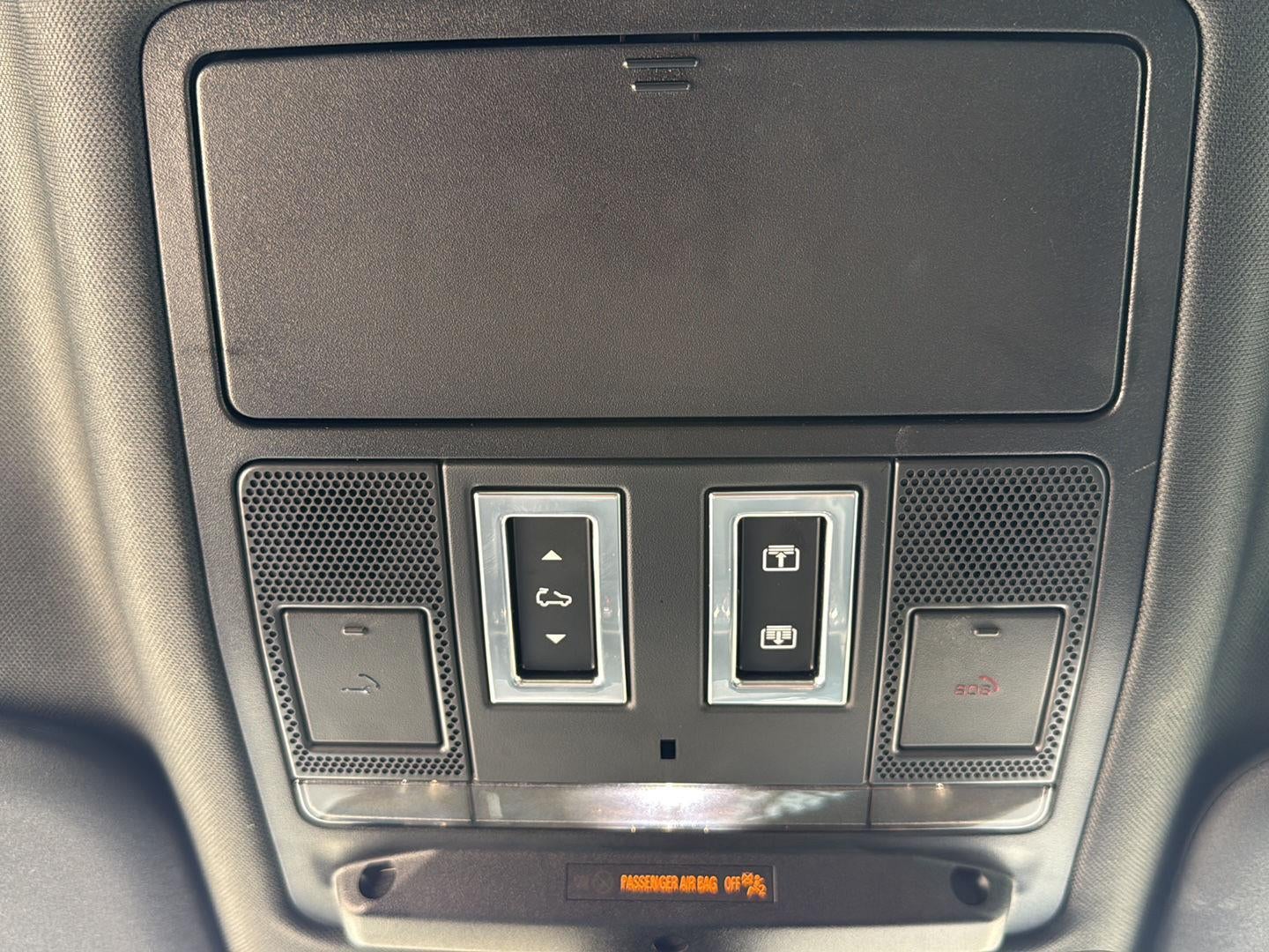 2022 Land Rover Defender XS Edition