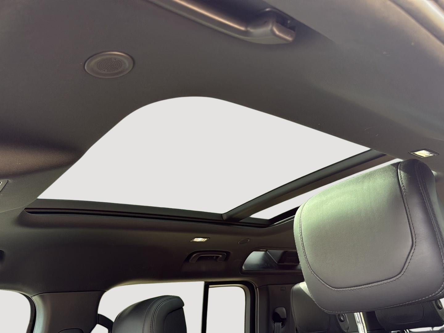 2022 Land Rover Defender XS Edition