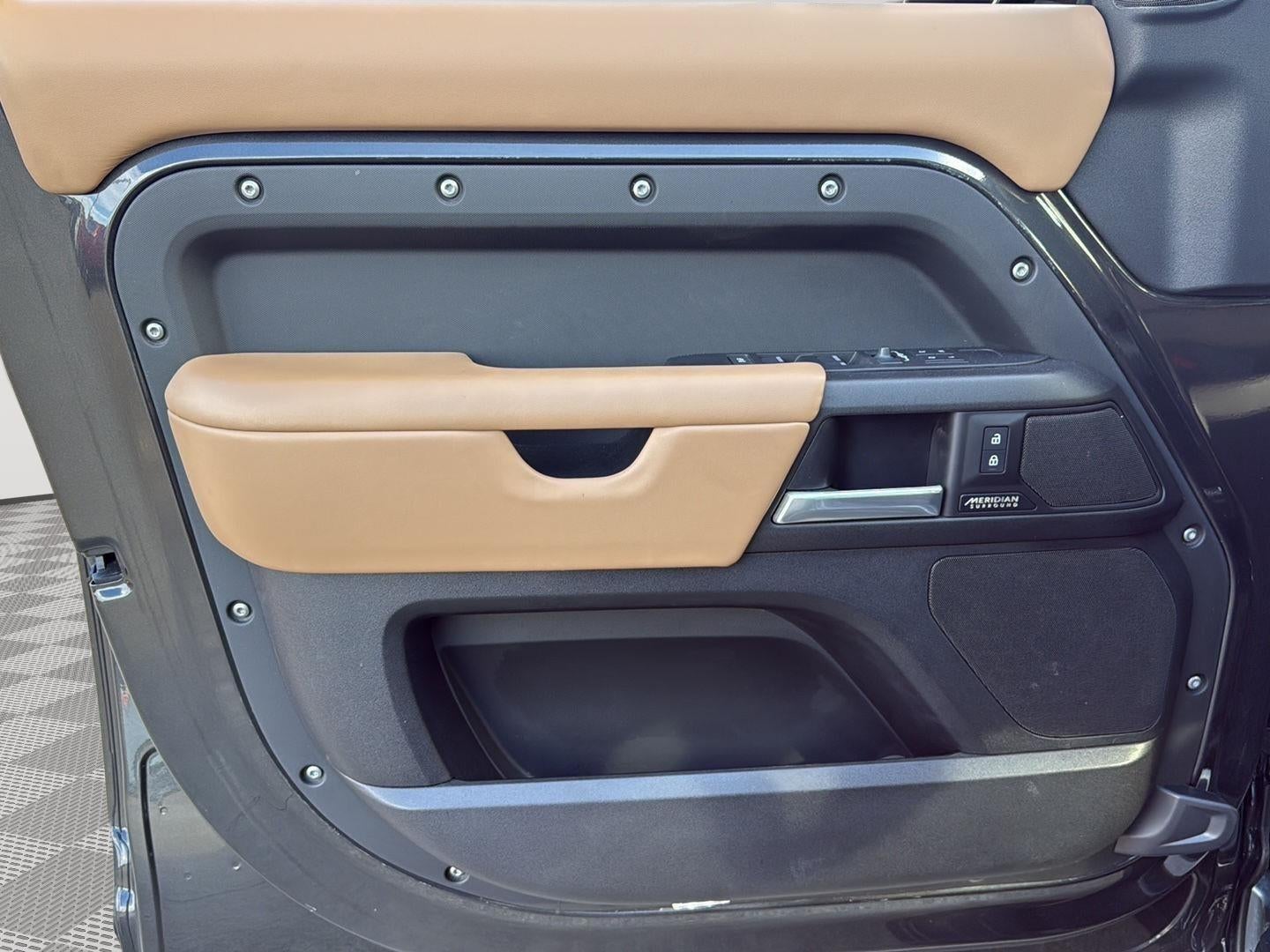 2025 Land Rover Defender X