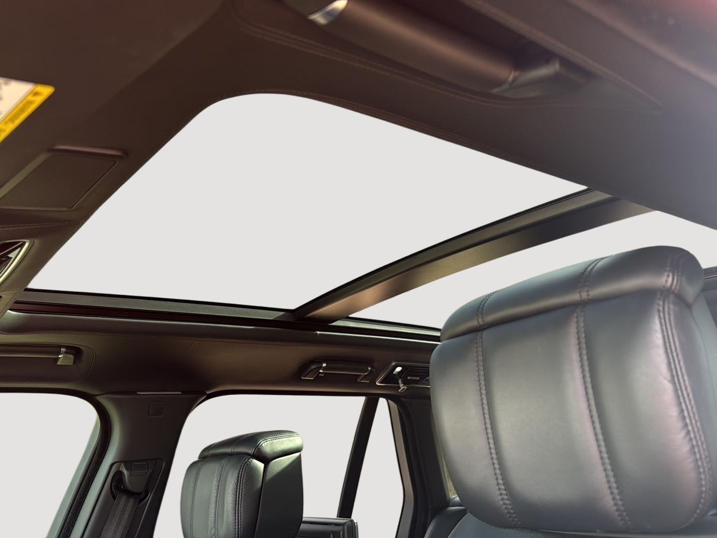 2021 Land Rover Range Rover SV Autobiography Dynamic Black