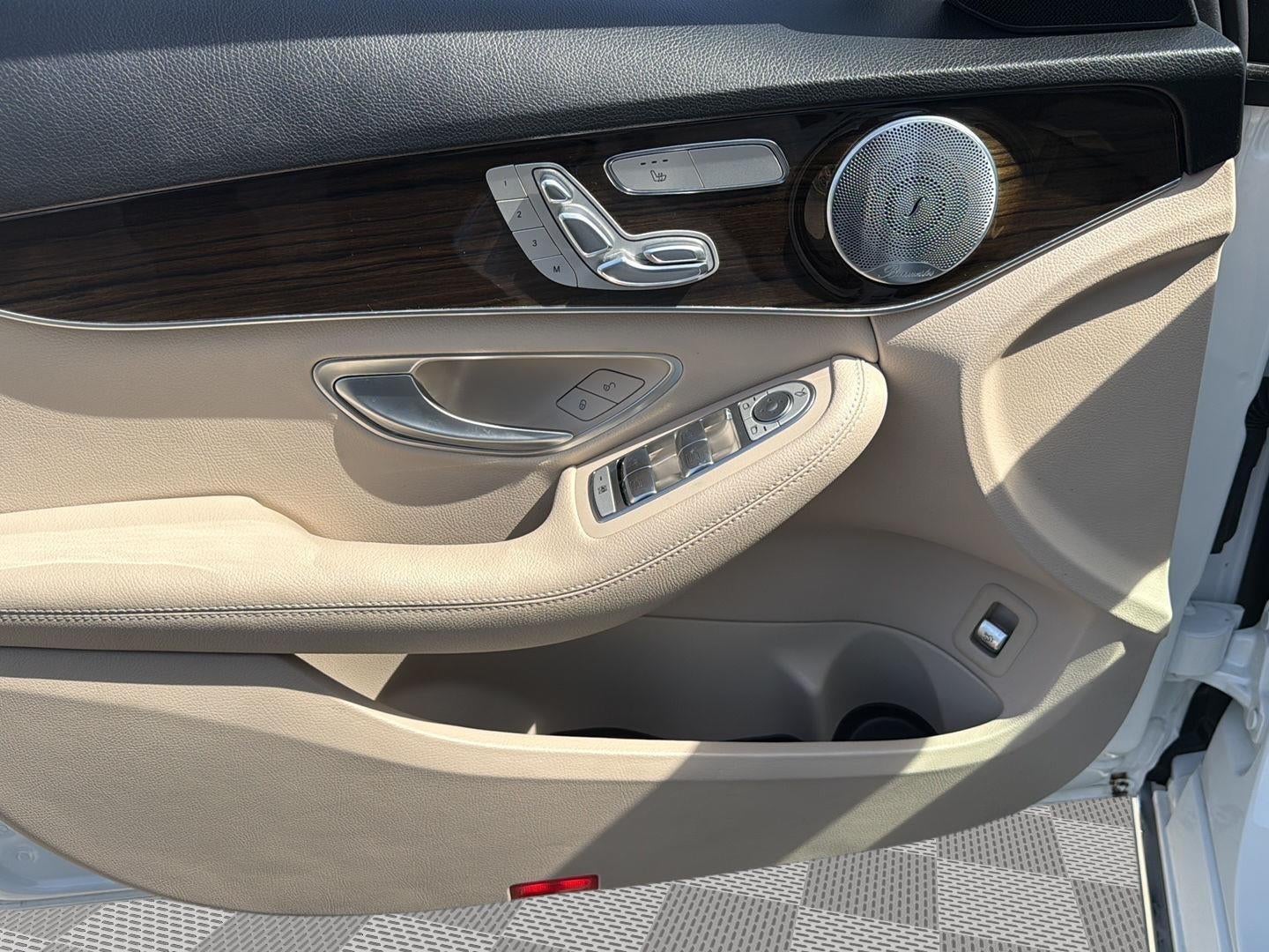 2021 Mercedes-Benz C-Class C 300