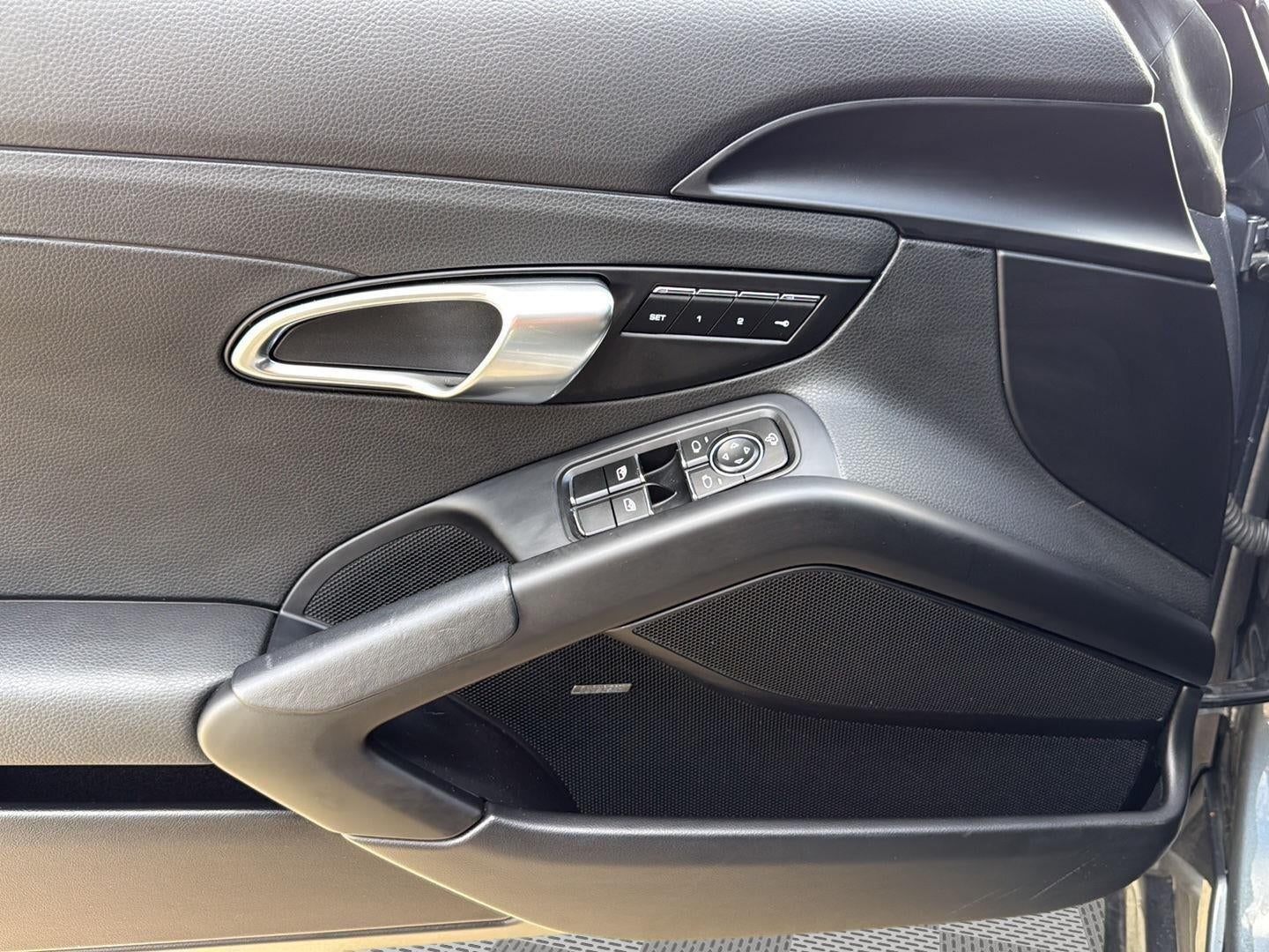 2025 Porsche 718 Cayman Coupe